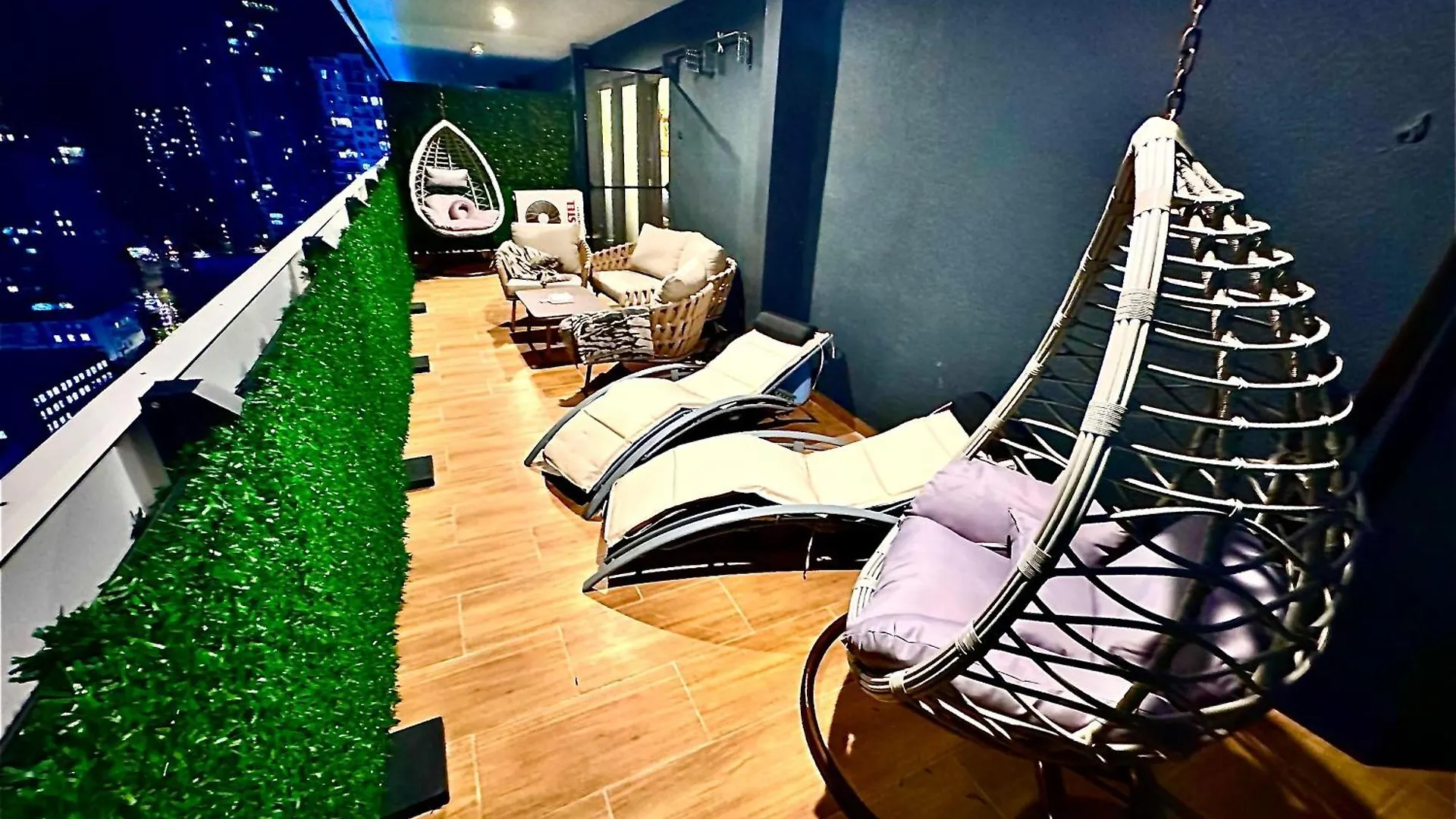 D2 Panorama Terrace Vip Resort Batumi 0*,